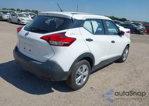 2020 Nissan Kicks S Xtronic Cvt z USA, uszkodzony, nr VIN 3N1CP5BV2LL528809